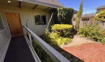 92768 PEARSON Rd, Astoria, OR 97103