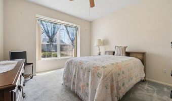 84 CHAIN Blvd, Bayville, NJ 08721