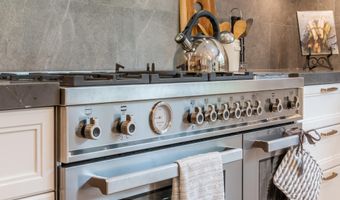 962 TENNIS Ave, Ambler, PA 19002