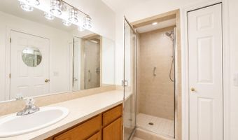 9662 Nook Rd, Algonac, MI 48001