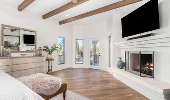 9446 E ROMPING Rd, Carefree, AZ 85377