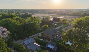6 Cozzens Ln, Amagansett, NY 11930