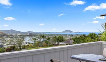 1461 Aunauna St, Kailua, HI 96734