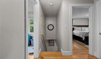 690 Killingly St, Johnston, RI 02919