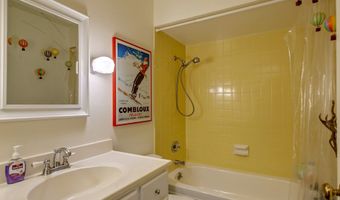 20365 SW YORK St, Beaverton, OR 97003