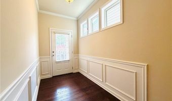 6215 Crested Moss Dr, Alpharetta, GA 30004