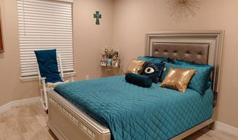 309 HICKMAN Ln, Angleton, TX 77515