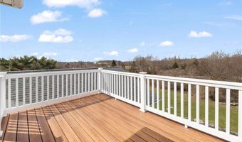 14 Hulls Ct, Jamestown, RI 02835