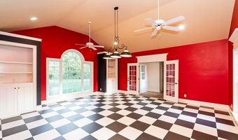 112 Loblolly Ln, Albany, GA 31721