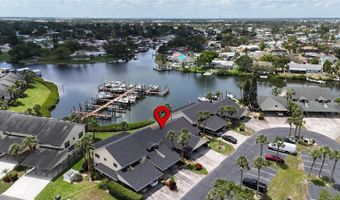 644 YARDARM Dr 22, Apollo Beach, FL 33572