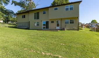 2831 Corral Estates Dr, Arnold, MO 63010