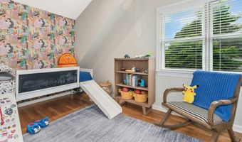 139 Holmes Ave, Darien, CT 06820