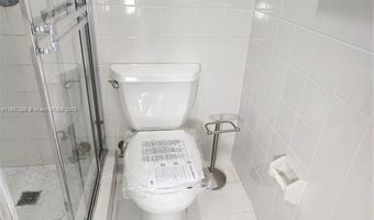 1020 94th St 301, Bay Harbor Islands, FL 33154