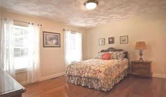 120 Country Meadow Ln, Glocester, RI 02814