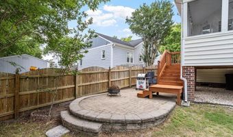 2004 Battlewood Rd, Apex, NC 27523