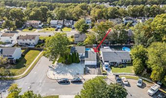 2 Lee Ct, Barnegat, NJ 08005