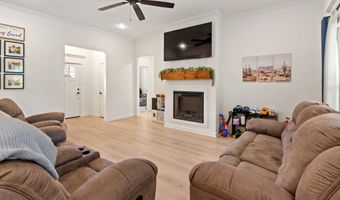 18508 Parkway Pines Dr, Bauxite, AR 72011
