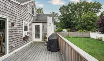 50 Cole St, Jamestown, RI 02835