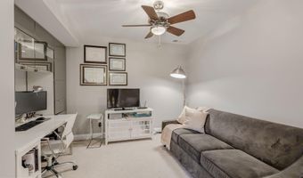 5112 KNAPP Pl, Alexandria, VA 22304