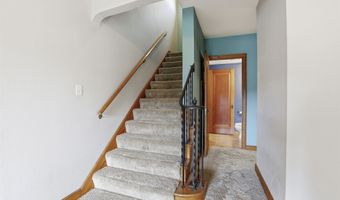 821 S WEIMAR St, Appleton, WI 54915