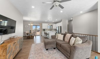 500 E Cairos Pl, Brandon, SD 57005
