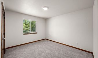55 Flattery Ln, Blanchard, ID 83804