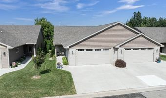 1614 STANTON Cir, Appleton, WI 54915