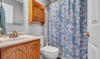 91 Wind Jammer Ct, Bayville, NJ 08721
