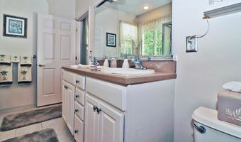 30 Solomans Dr, Barnegat, NJ 08005
