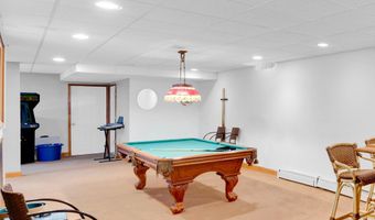 928 Seaman Ave, Beachwood, NJ 08722