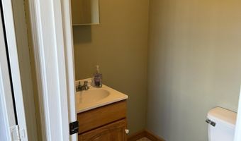 35 Maple St, Baileyville, ME 04694