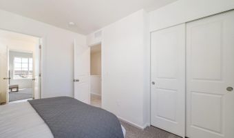 46585 Sunflower Ln, Bennett, CO 80102