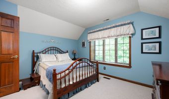 6575 Robin Hood Dr, Indianapolis, IN 46227