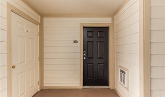 5726 N Genoa Way 301, Aurora, CO 80019