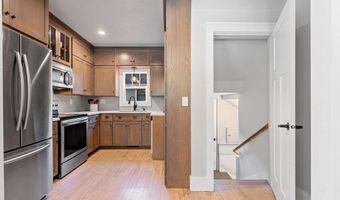 622 N SAMPSON St, Appleton, WI 54911