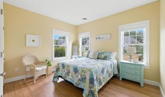 12 Sunrise Ln, Arundel, ME 04046