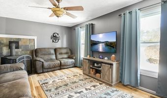 3416 Saint Andrews Dr, Baneberry, TN 37890