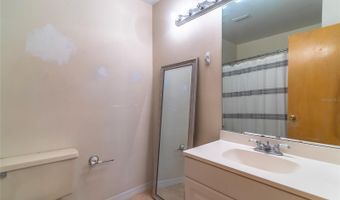 716 EDGEWATER Dr 2A, Orlando, FL 32804