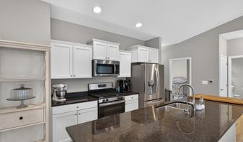 1617 12th St SE, Altoona, IA 50009