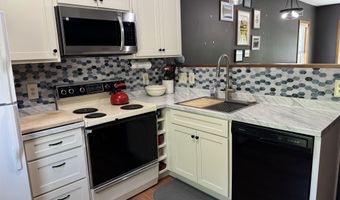 1294 Rte 175 7, Campton, NH 03223