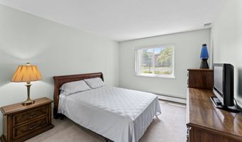 2319 E Olive St 1D, Arlington Heights, IL 60004
