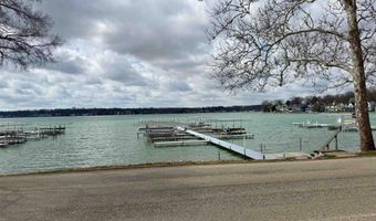 255 Lane 220 Lake Gage, Angola, IN 46703