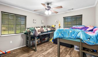19885 Loop St, Anderson, CA 96007