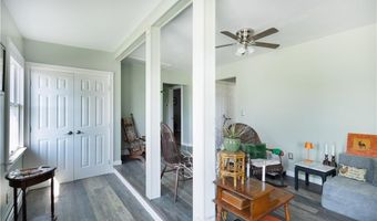 43 Parker Ave, Warren, RI 02885