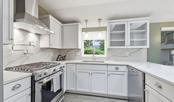 147 Mallard Dr 147, Avon, CT 06001