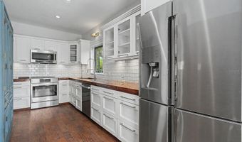651 MAGNOLIA Dr, Altamonte Springs, FL 32701