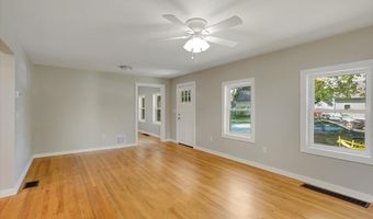 24 Bennington Ct, Burlington, VT 05408