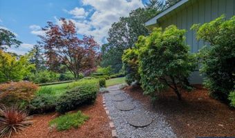 950 Edgewood Dr NW, Albany, OR 97321
