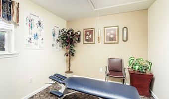 570 Forest Hills Pkwy, Bayville, NJ 08721