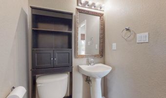 9801 Basha St NW, Albuquerque, NM 87114